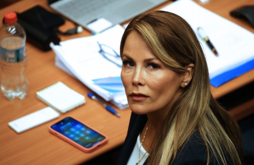 La imagen religiosa que invocó Cathy Barriga ante revisión de cautelares