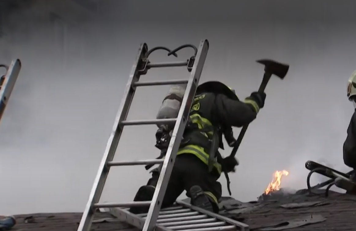 Emergencia en la Alameda: Gran incendio en Estación Central