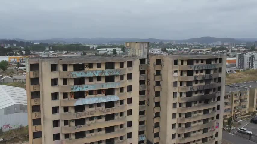 Ordenan indemnizar a vecinos por colapso de edificio el 27F