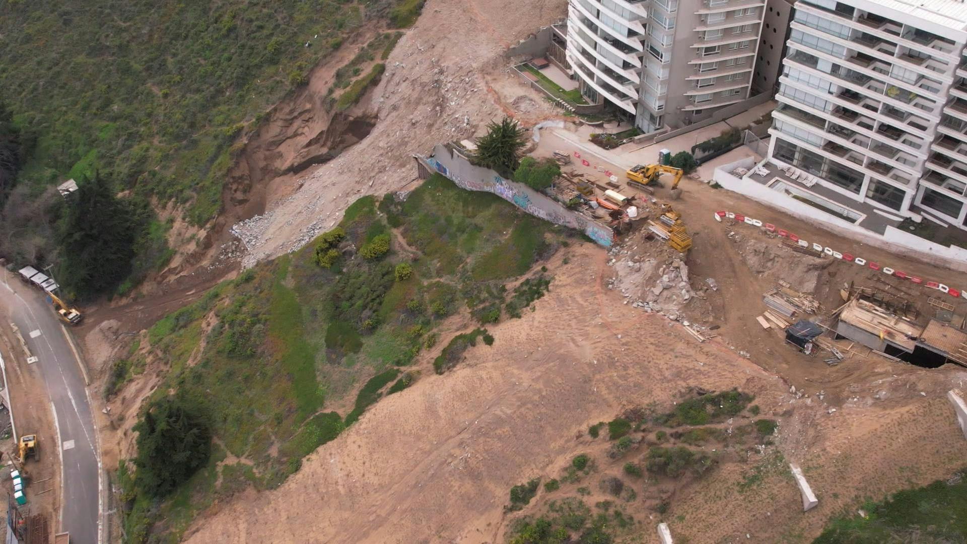 Contraloría de Valparaíso responsabiliza a la Dirección de Obras Hidráulicas por socavones en Reñaca no medir consecuencias de colectores