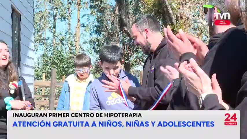 Jóvenes crean centro de hipoterapia para tratamientos gratuitos en Colbún