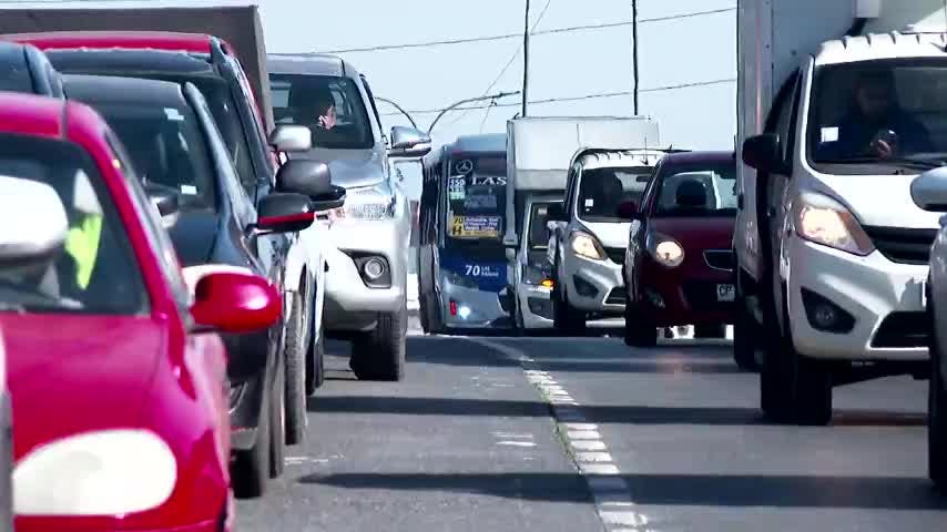 Planta de Revisión Técnica causa gran caos vehícular en Paicaví