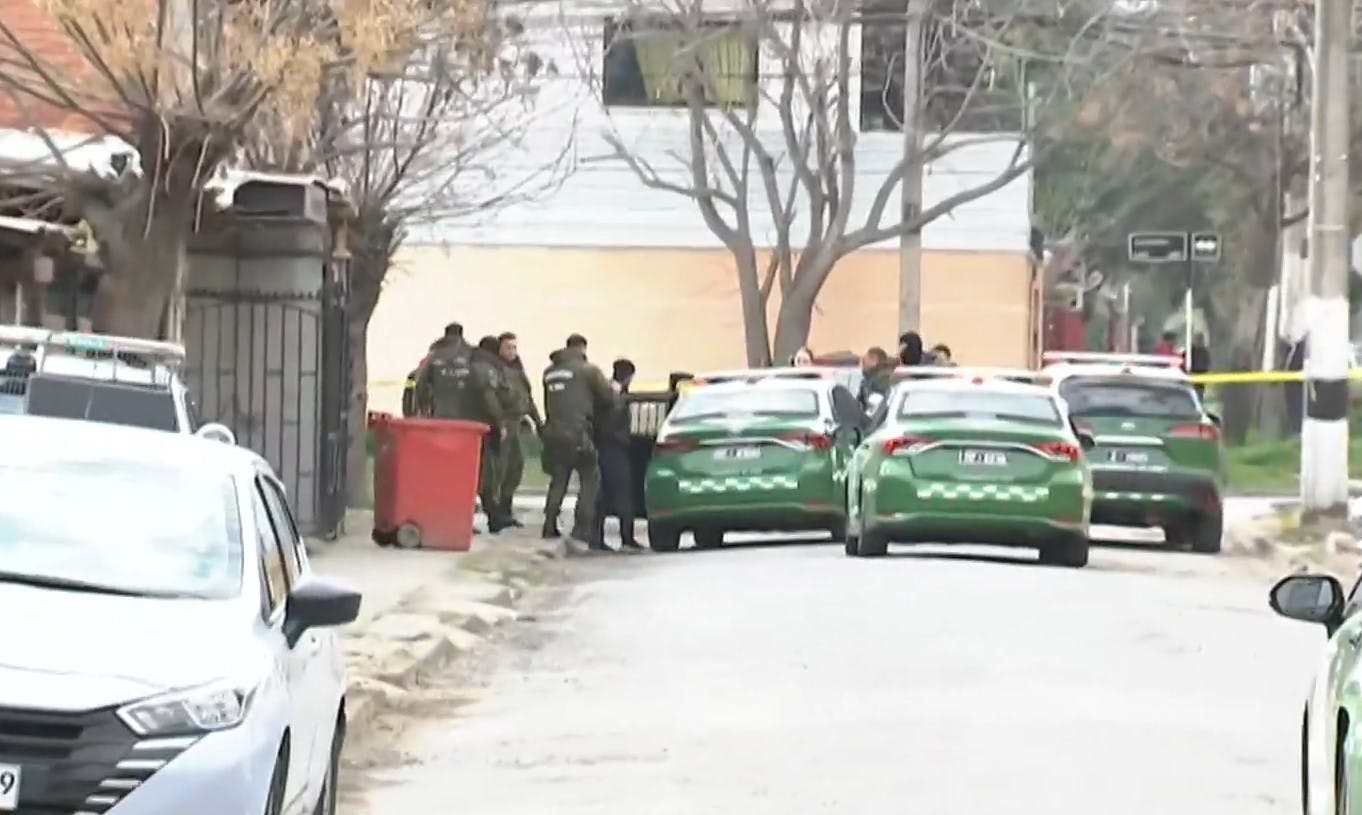 Operativo por ataque con hacha a carabineros 