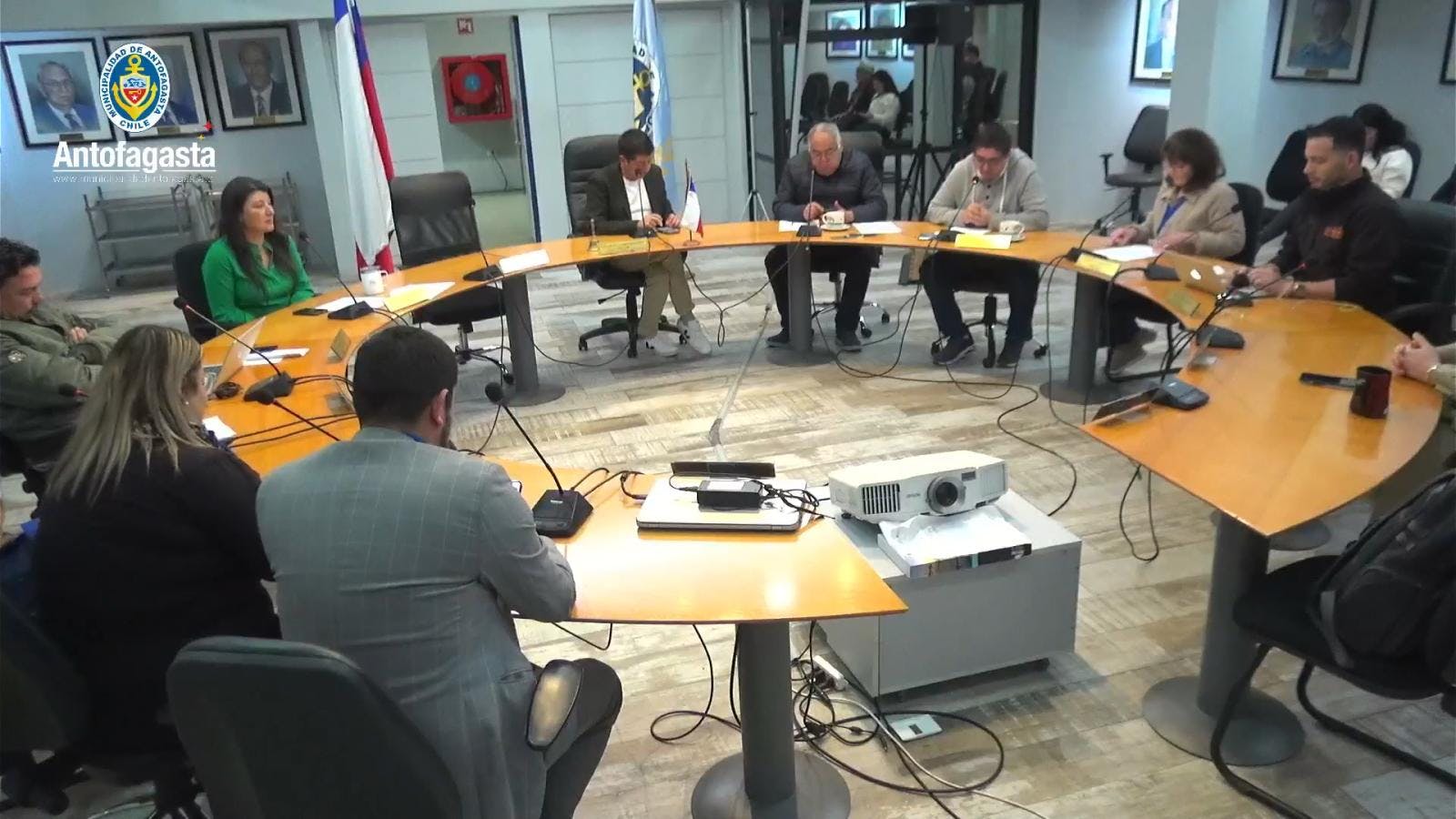 Concejo municipal de Antofagasta rechaza financiamiento de show de drones 