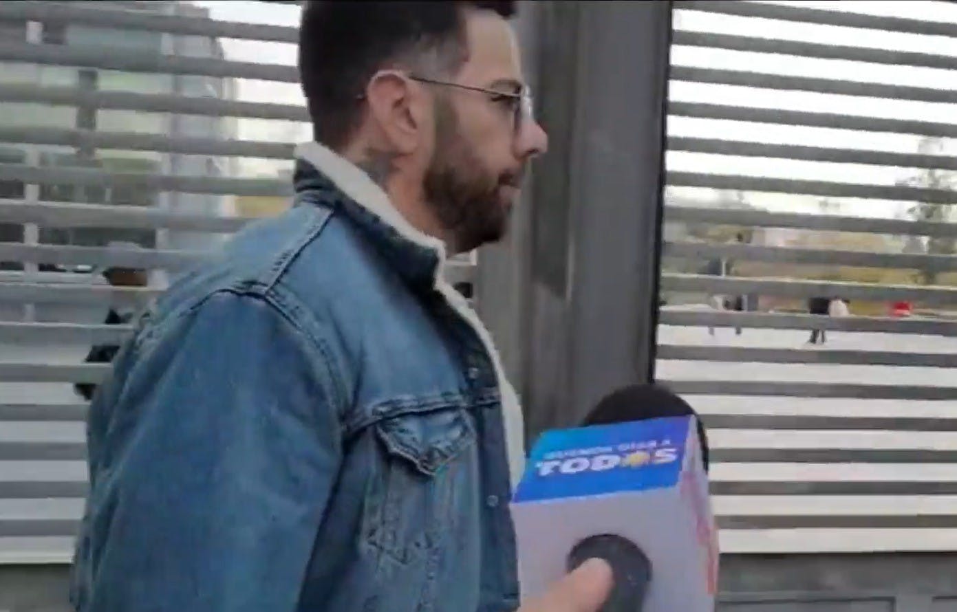 Se reencontrará con "Satanás": Así fue la llegada de Rodrigo Topelberg a tribunales antes de volver a Capitán Yáber
