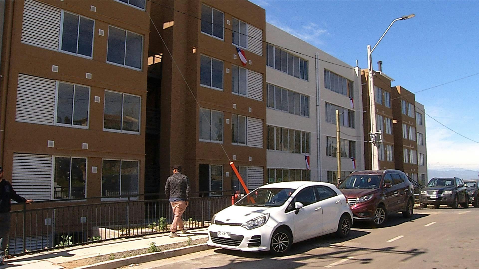 Más de 60 familias recibieron sus llaves de la casa propia