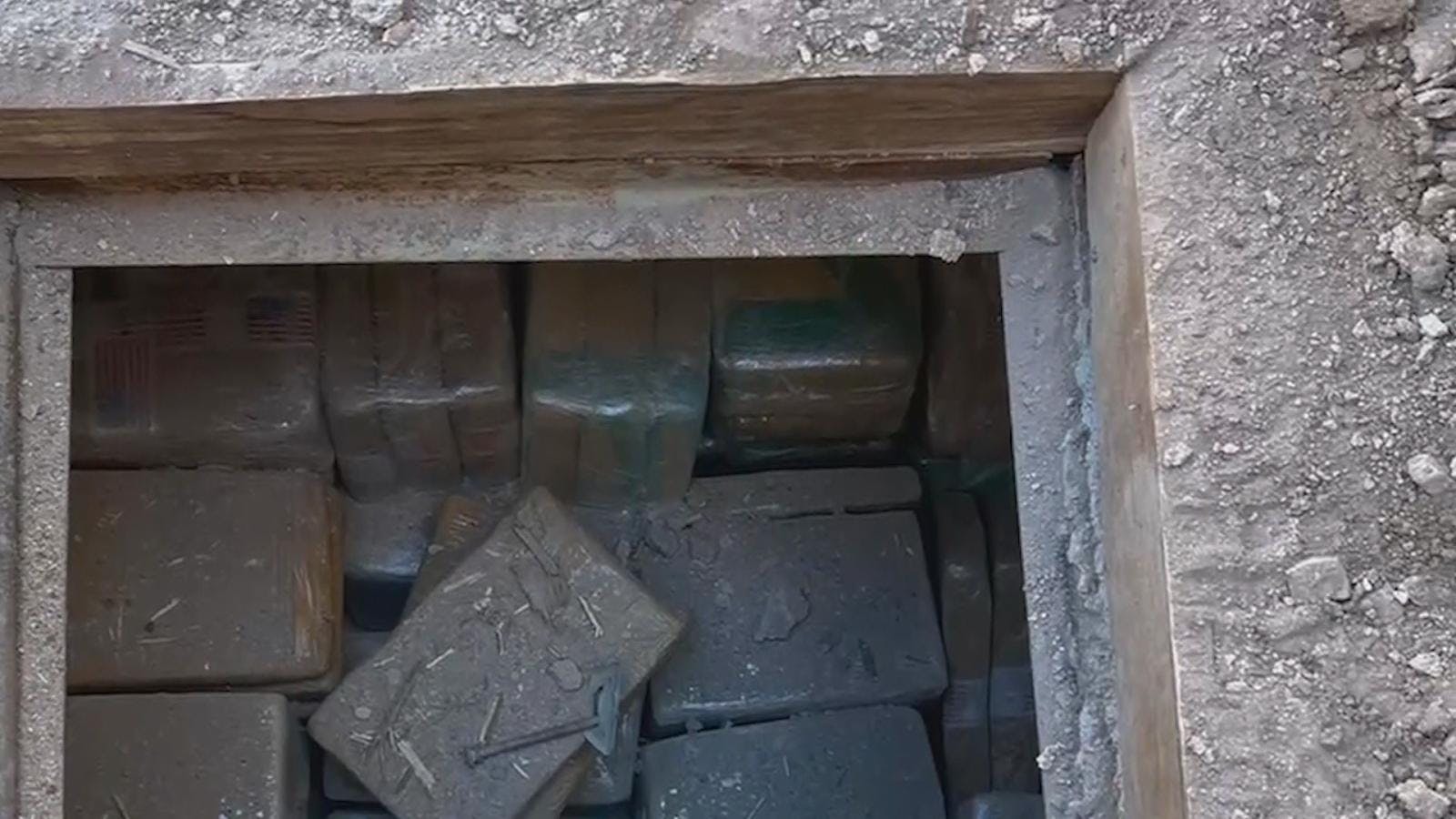 Decomisan marihuana que estaba oculta en una especie de bunker