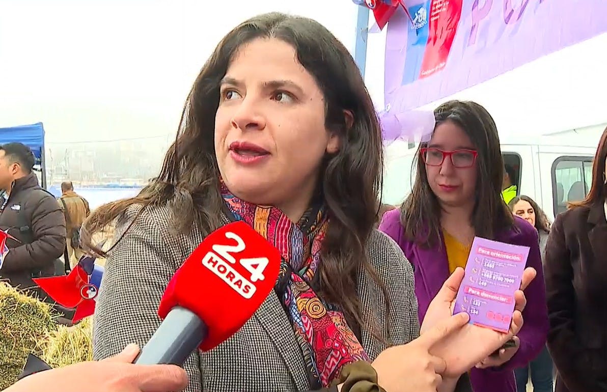 Ministra de la Mujer informa sobre los Puntos Morados en las fondas 