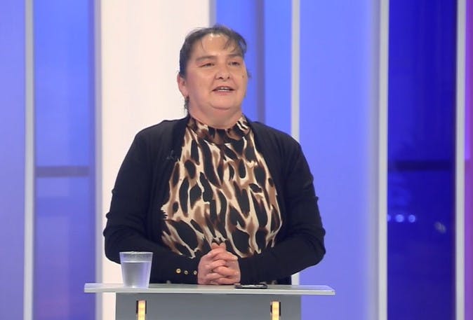 Tienes que irte | Carmen Gloria a tu servicio