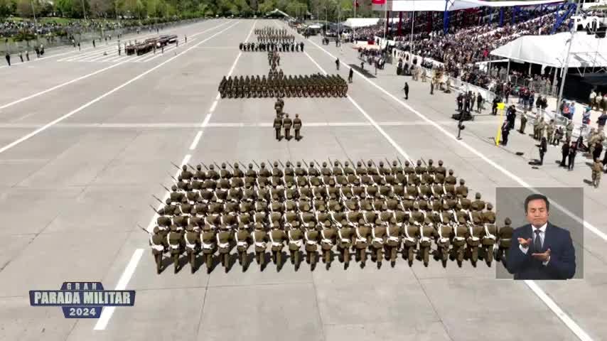 Desfile del escalón Carabineros de Chile en la Gran Parada Militar 2024