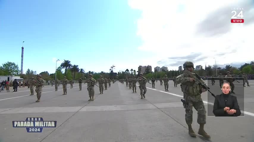 Brigada Anfibia Expedicionaria de la Armada de Chile se hizo presente en la Parada Militar