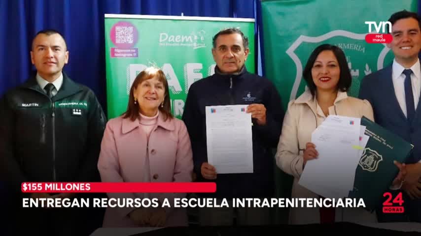 Entregan recursos a Escuela Intrapenitenciaria