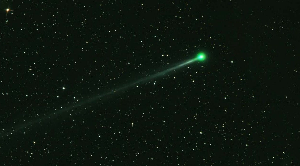 ¡Ya llegó a Chile! "El cometa del siglo" ya puede ser observado sin telescopio en el país 