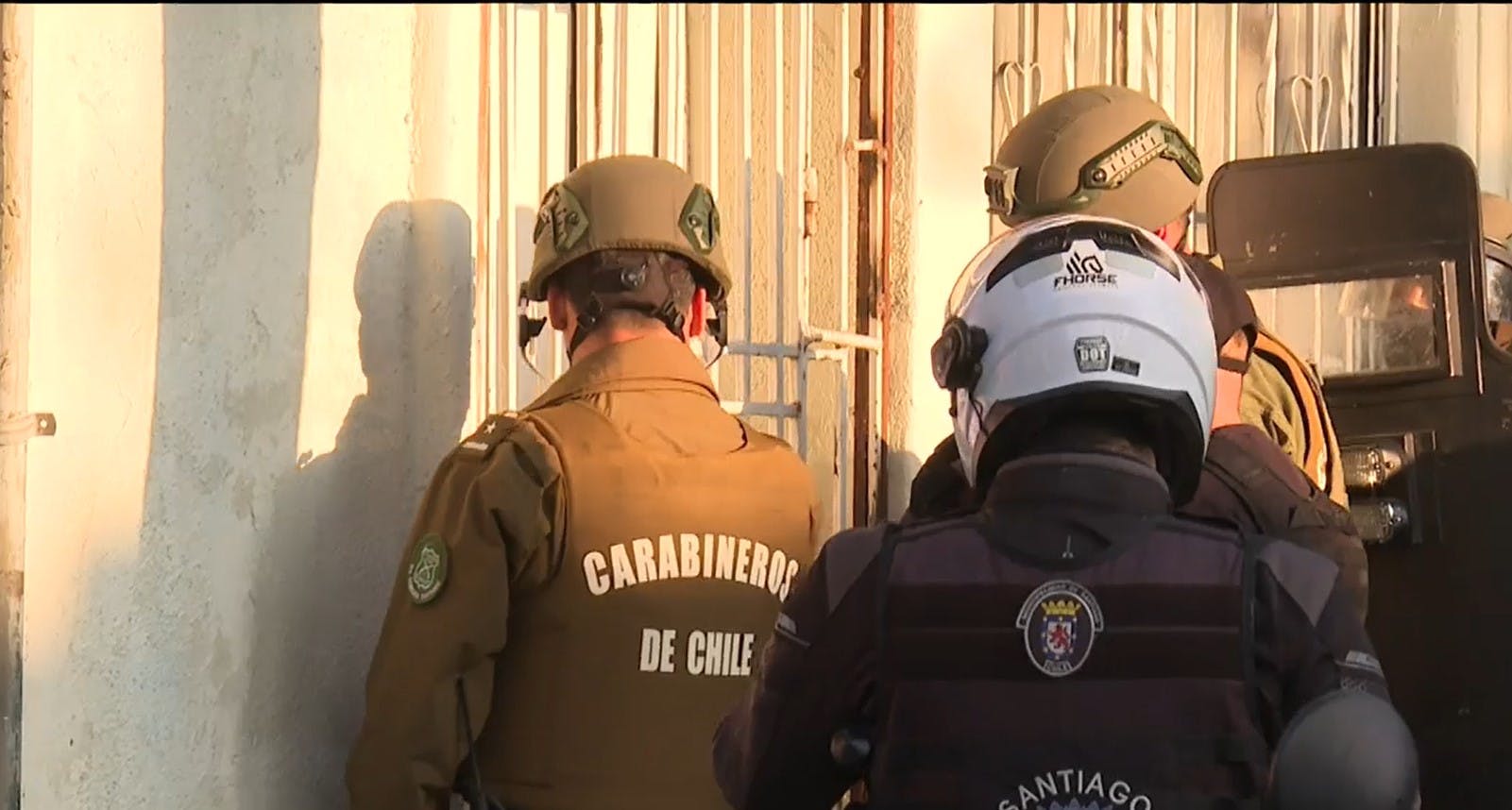 Nuevo desalojo en Santiago Centro: Vecinos denunciaron narcotráfico y armas