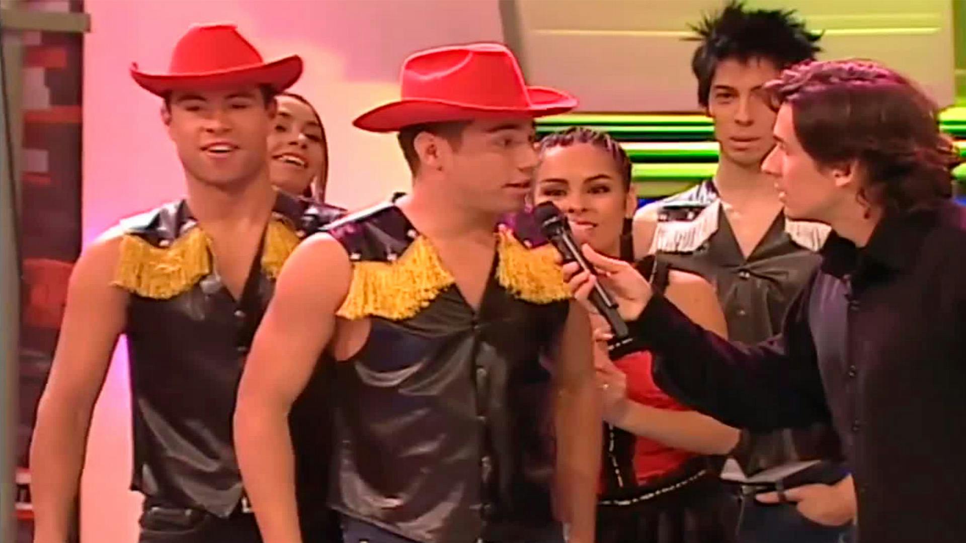 Hoy se va una bailarina | Rojo - T5E58