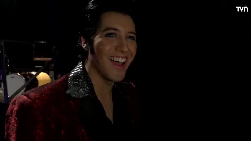 Sebastián Cifuentes interpretó icónica canción "Viva Las Vegas" de Elvis Presley