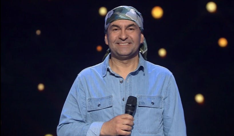 Juan Francisco rinde tributo a Leonardo Favio 