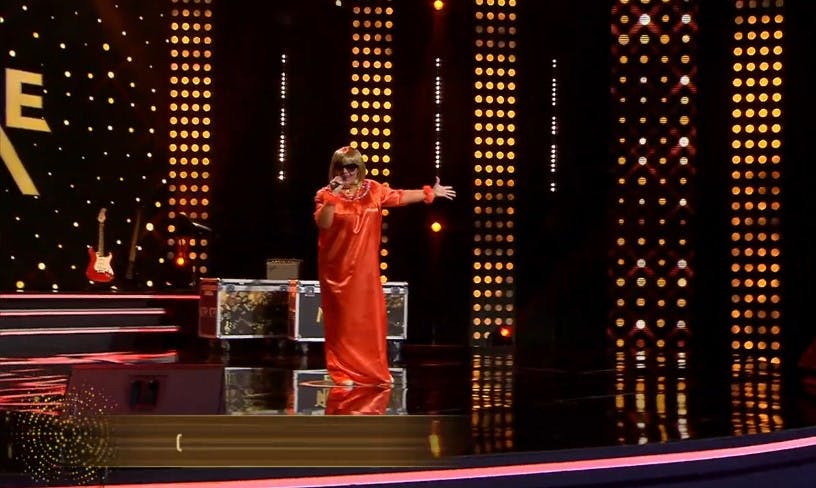 ¡A gozar! Mira la presentación de Carmen como Celia Cruz