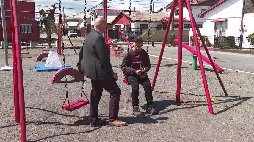 Joven denuncia a tutora por apropiación indebida de herencia