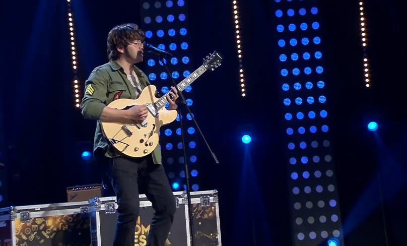 "Con muchas ganas de rockear": Américo rinde tributo a John Lennon 