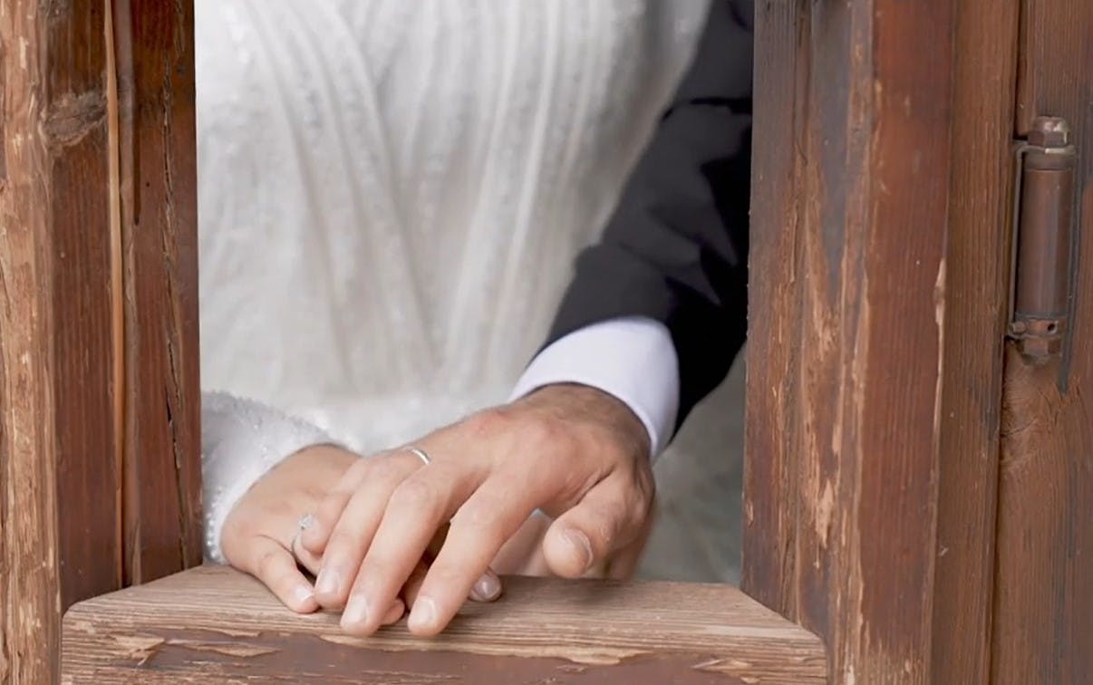 "Fue un desastre": Se suman más denuncias por estafa a banquetera de matrimonios