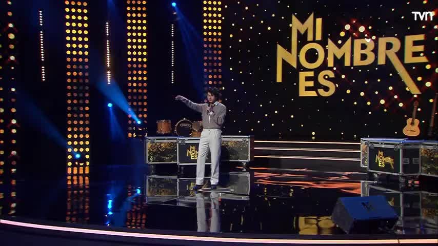 "El niño de Linares": Mauricio quiere ser el doble de Raphael 