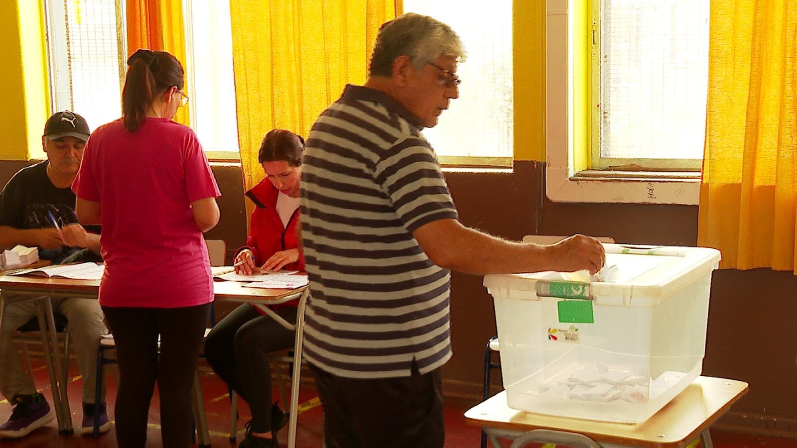 SERVEL publicó nómina final de vocales de mesa para el 26 y 27 de octubre