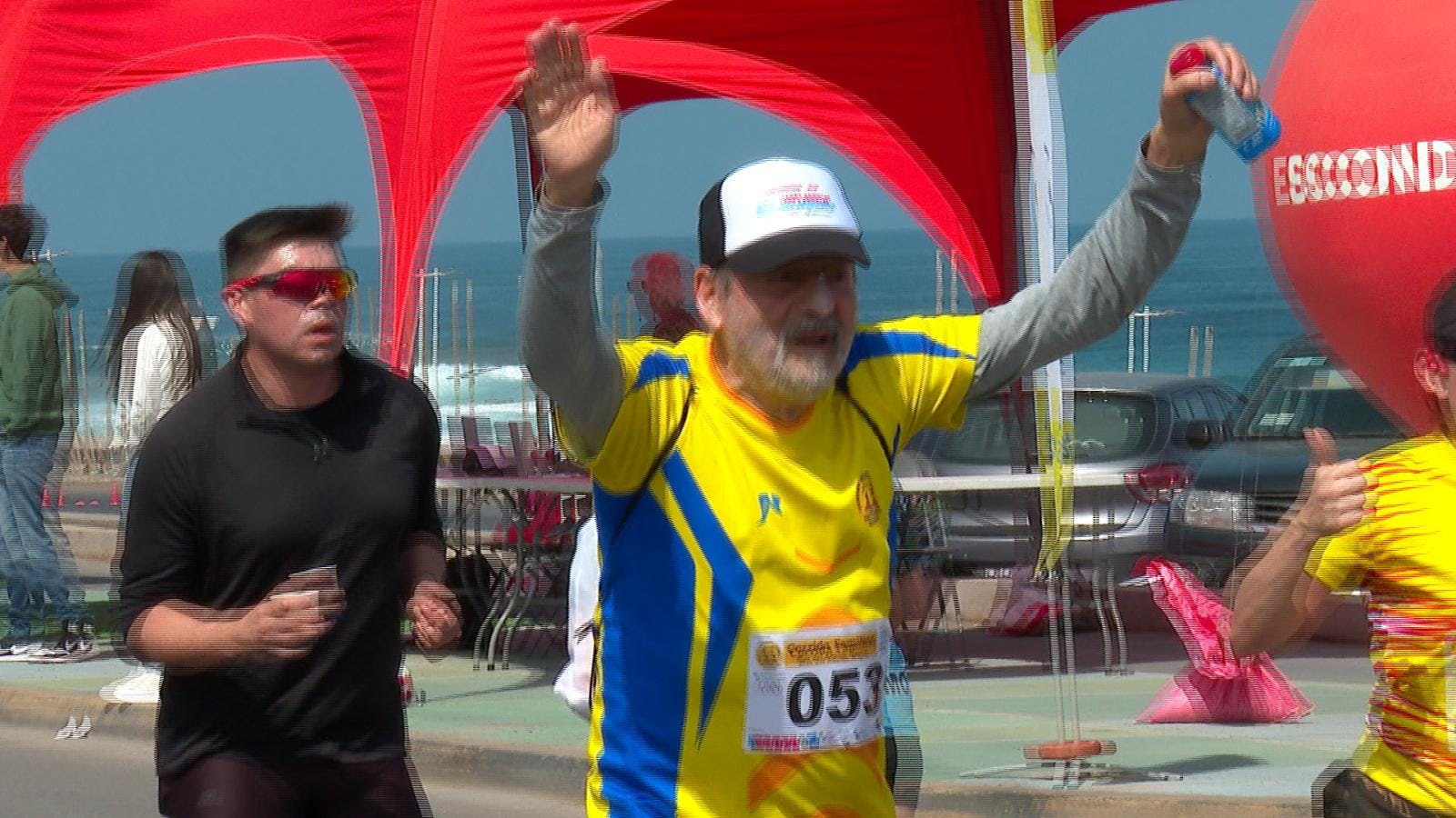 Realizan corrida familiar para celebrar el mes del adulto mayor