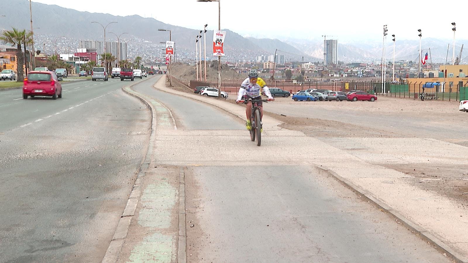 Ciclistas critican malas condiciones de ciclovías 
