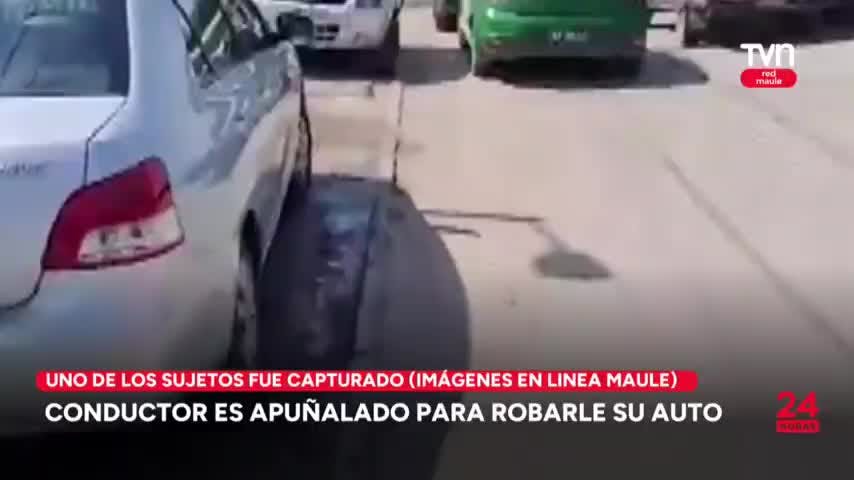 Conductor es apuñalado para robarle su auto