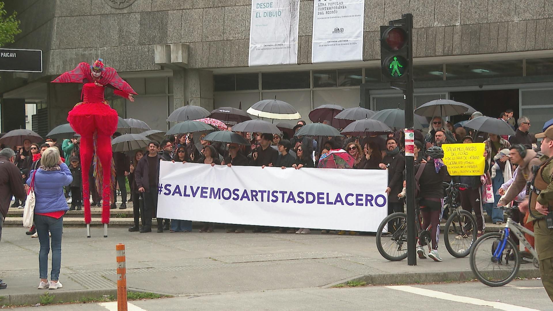 Marchan en defensa de Artistas del Acero