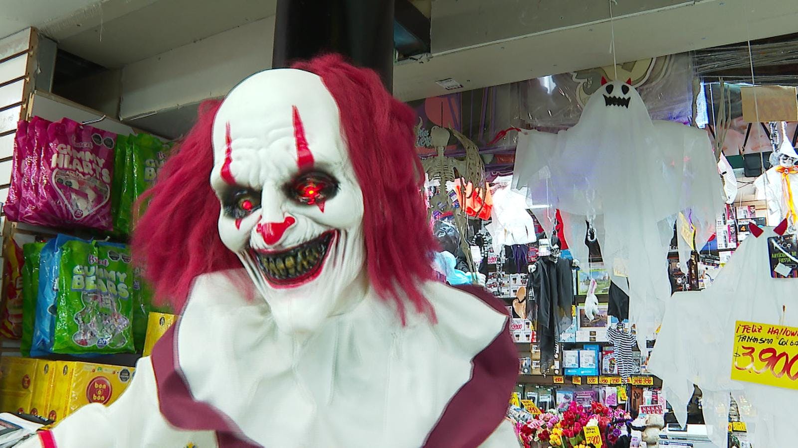 Antofagastinos se preparan para halloween 