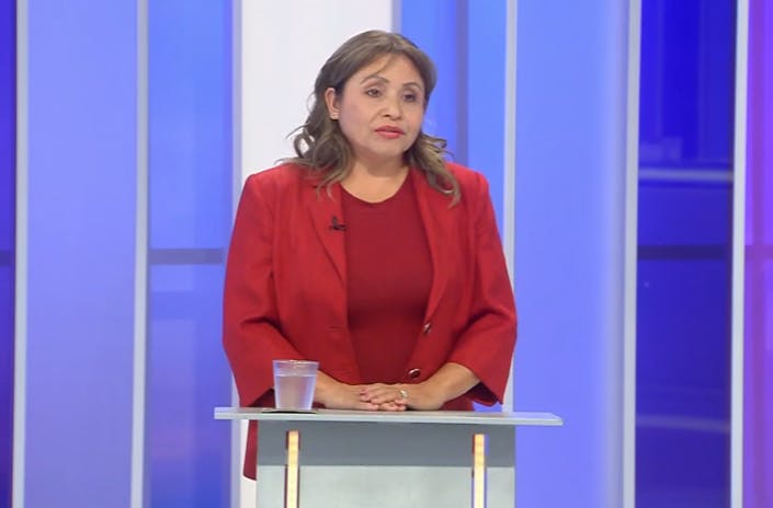 Jugaste con nuestro amor | Carmen Gloria a tu servicio