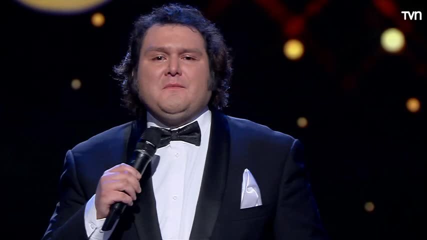 Juan rinde tributo a Engelbert Humperdinck