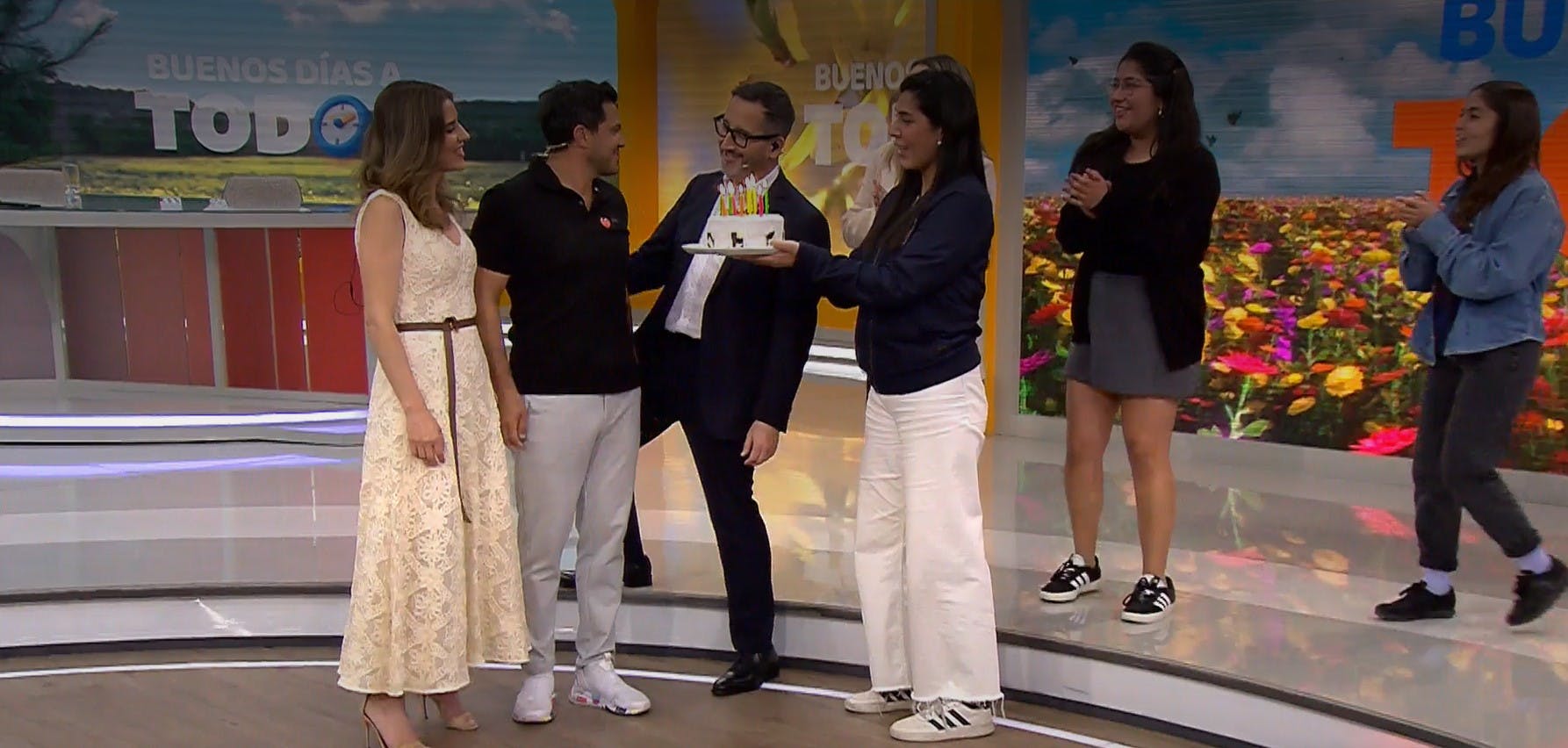 ¡Feliz cumpleaños, Simón Oliveros! 