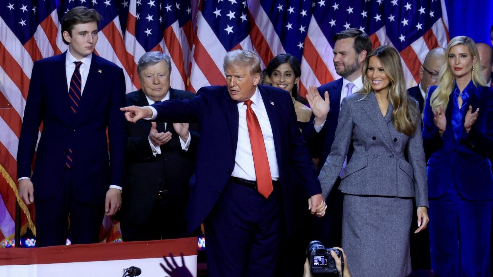 Con Trump como presidente: ¿Qué pasará con la Visa Waiver? 