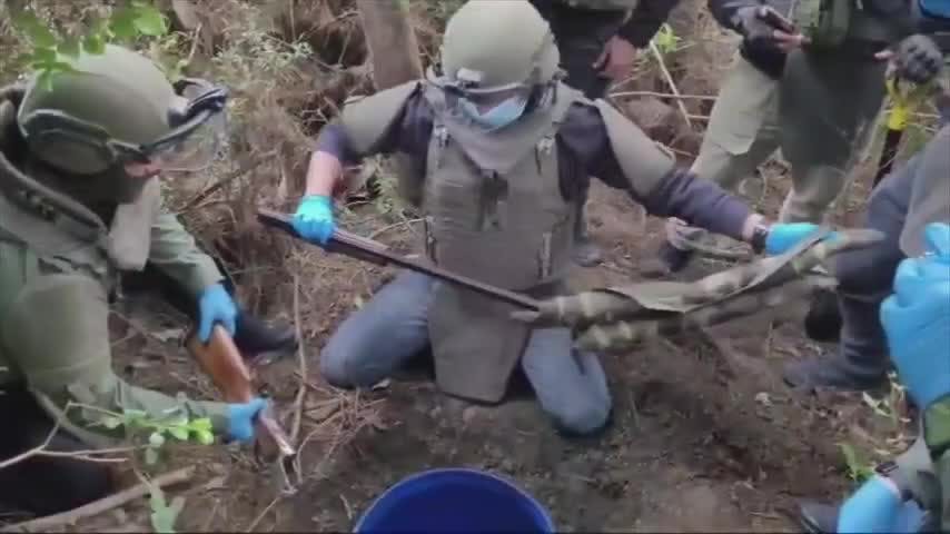 Hallan armas que se habrían usado en homicidio a carabineros