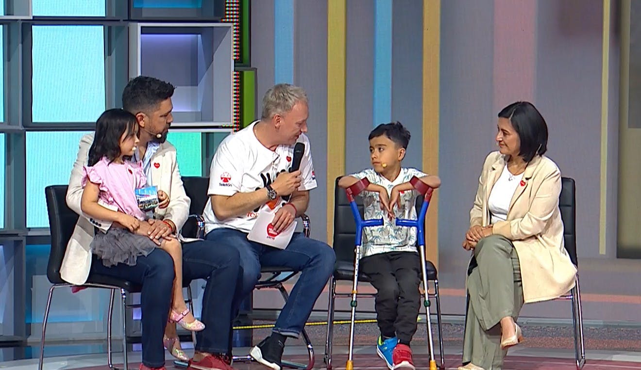 La inspiradora historia de Chris Lindsay, niño embajador de la Teletón 2024 