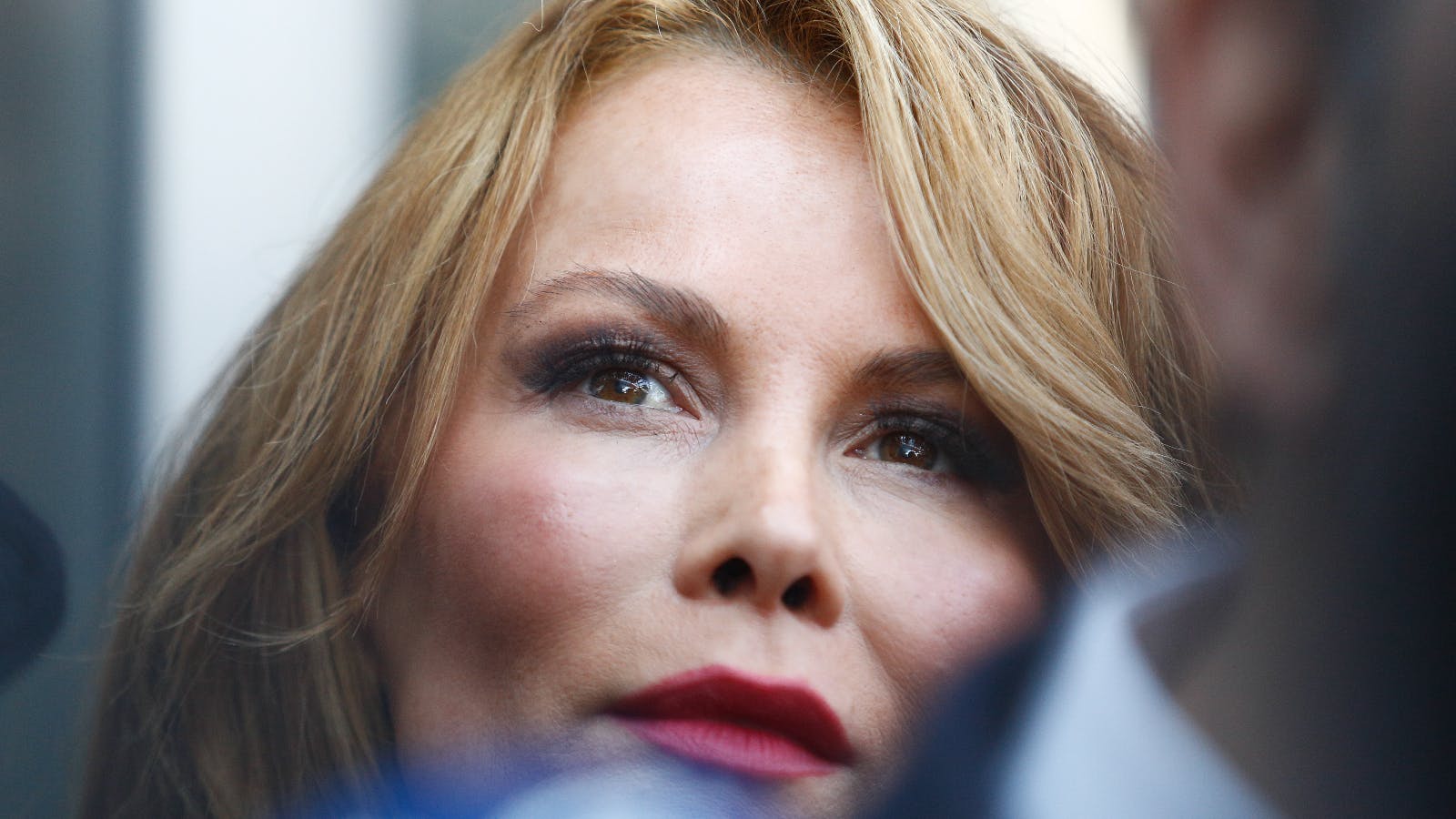 Experta explica: ¿podría Cathy Barriga ser condenada a pagar los $33 mil millones imputados?