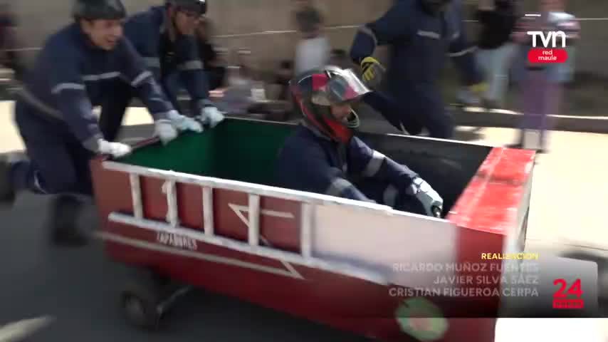 Realizan primera carrera de autos locos en Cauquenes