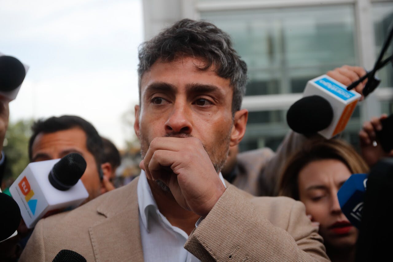 En total silencio: Jorge Valdivia llega al Centro de Justicia para su reformalización por segunda denuncia