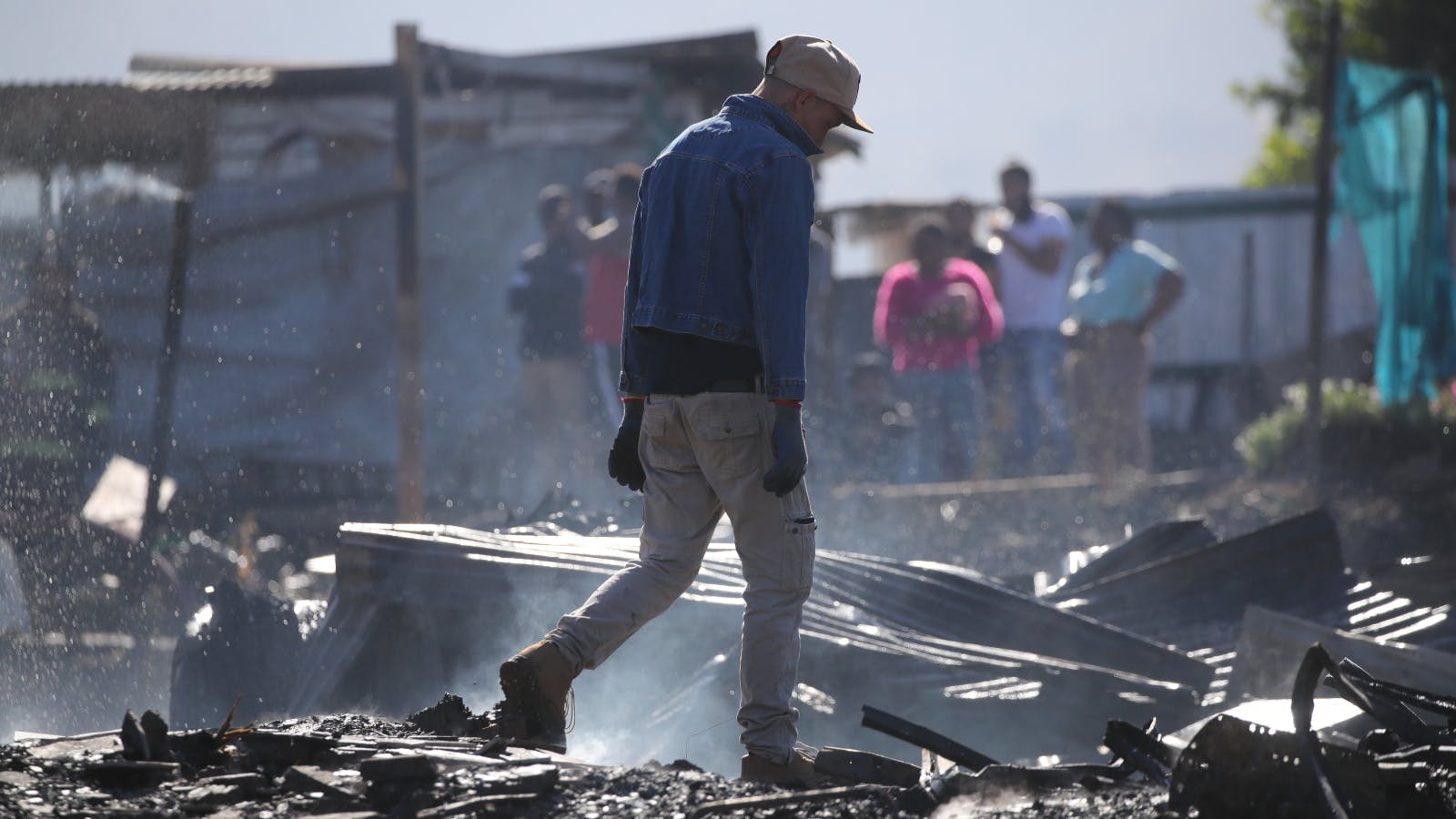Incendio en campamento de La Florida: Ha ocurido muchas veces en el año, es una emergencia