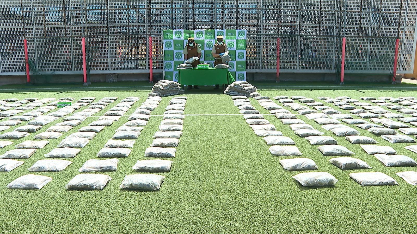 Más de 360 kilos de droga decomiso carabineros en carretera