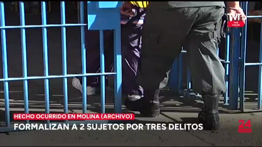 Formalizan a 2 sujetos por tres delitos