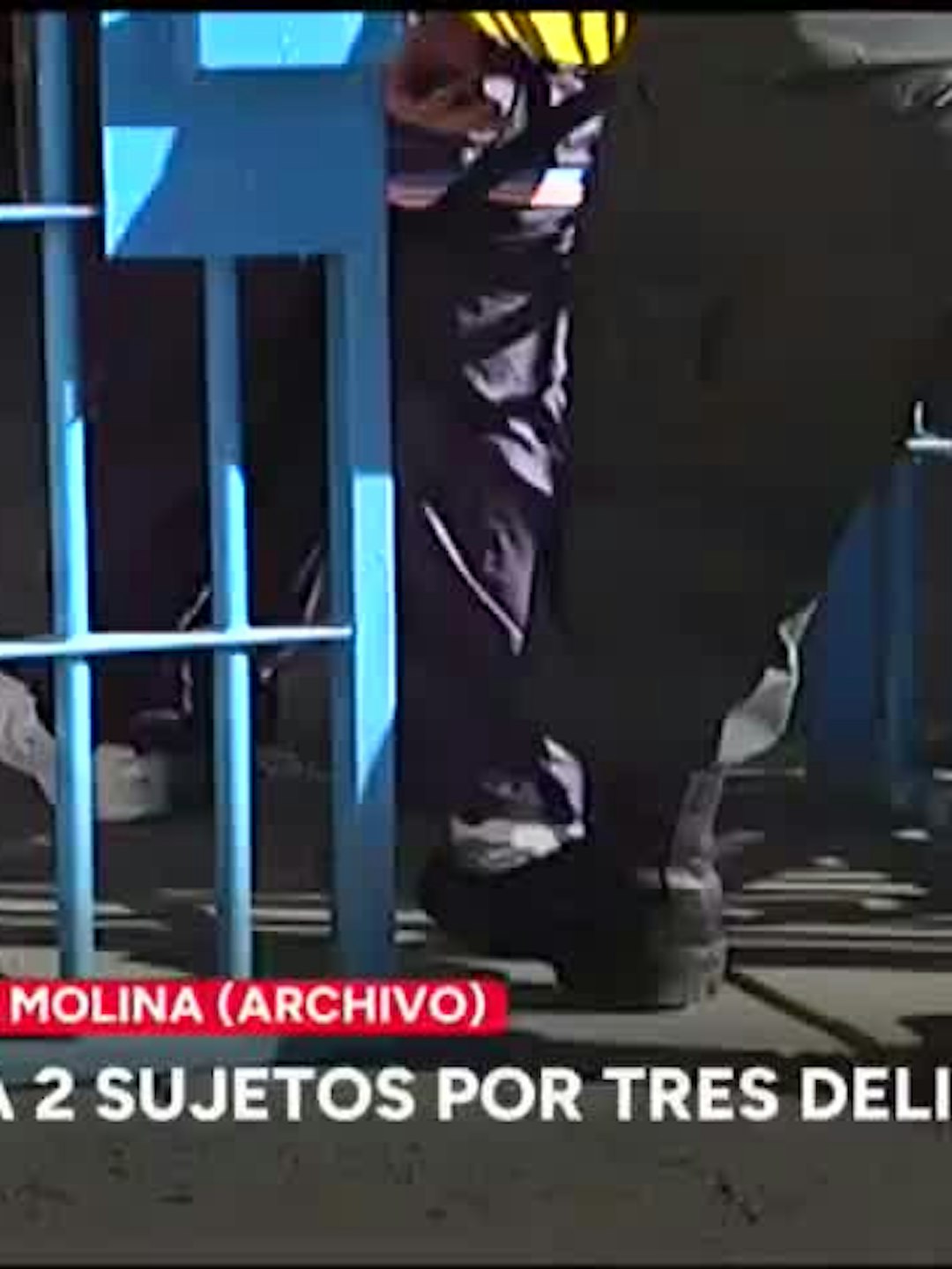 Formalizan a 2 sujetos por tres delitos