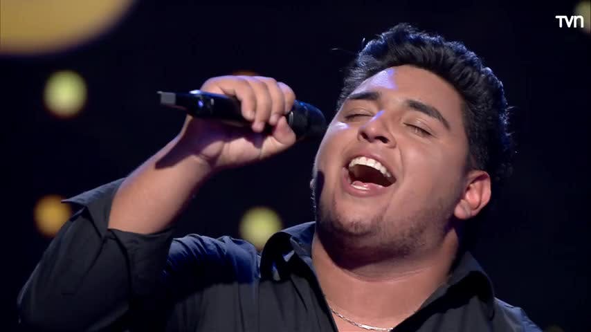Risas del jurado se tomaron la presentación de Luis Miguel