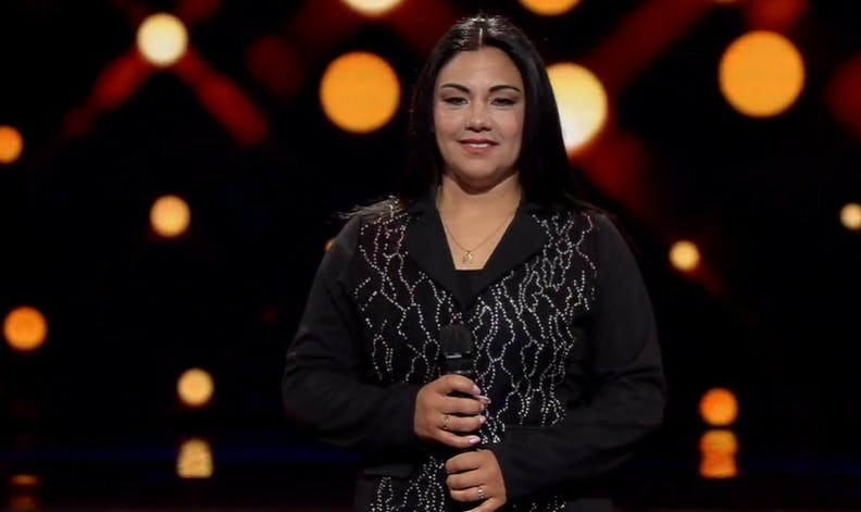 Ana Gabriel se hace presente en la final semanal