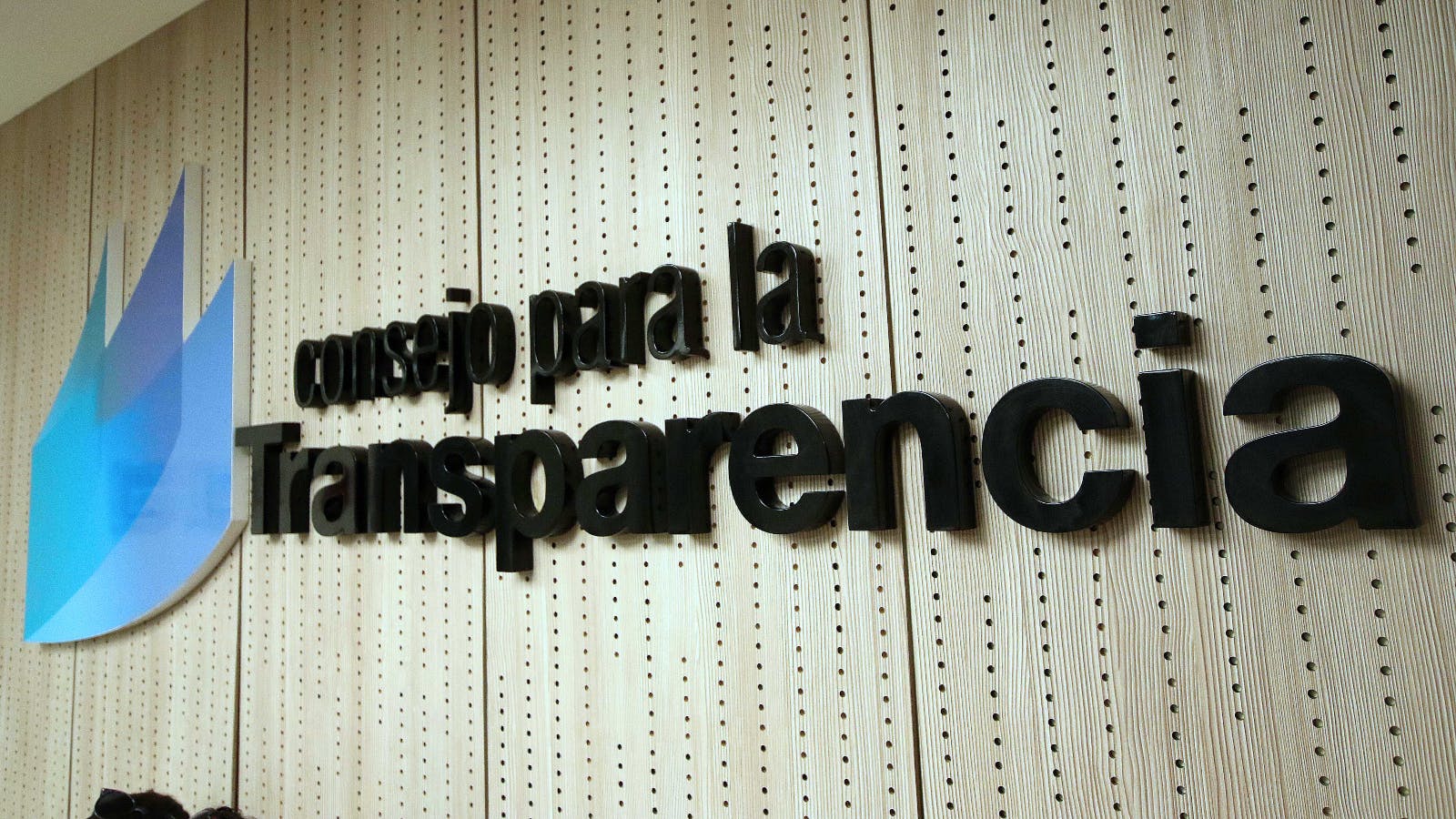 Consejo para la Transparencia entregará guía de probidad a nuevas autoridades: Evitará problemas