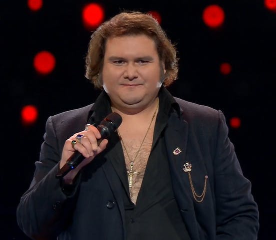 Revive la impecable presentación del doble de Engelbert Humperdinck