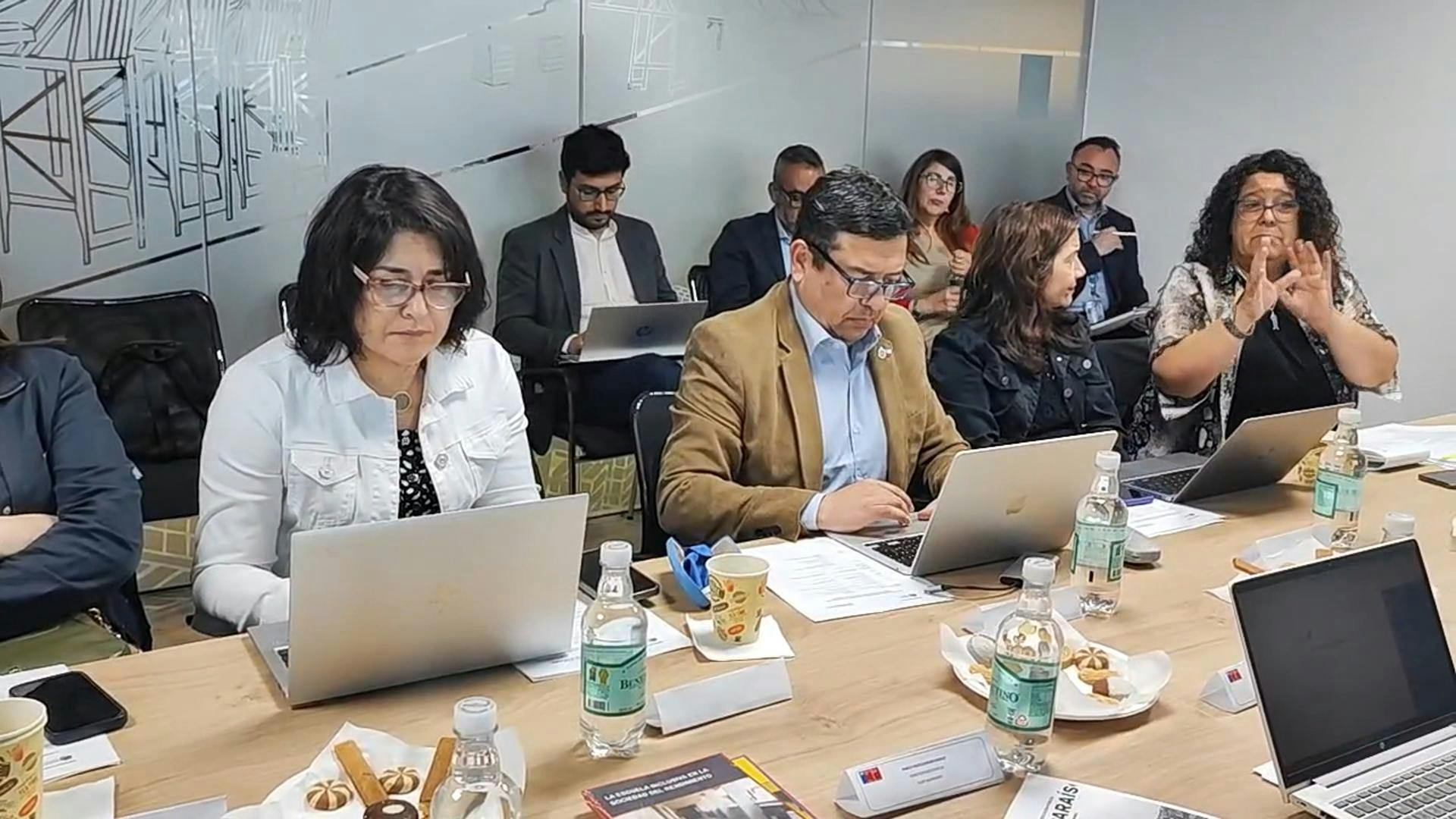 SLEP y universidades de la zona conversan propuestas acerca de carreras de Pedagogía 